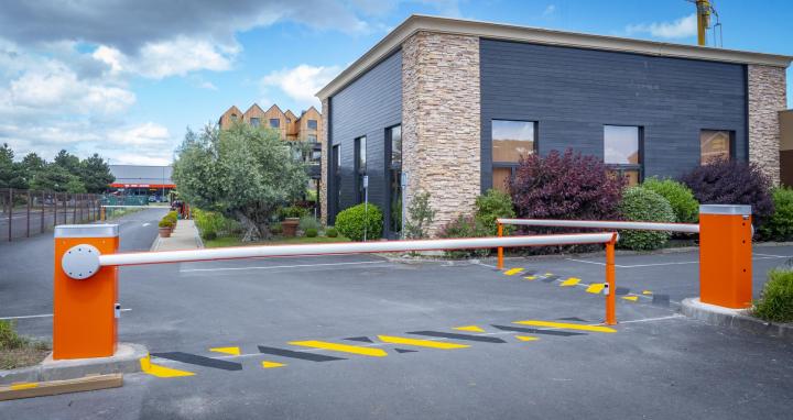 Installation de porte de garage Clermont-Ferrand